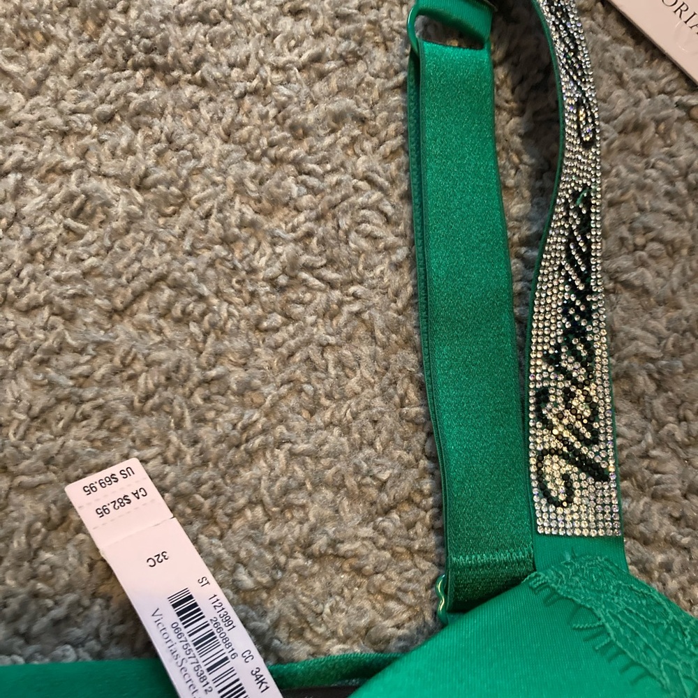 Bling Bra - Picture 2 of 3